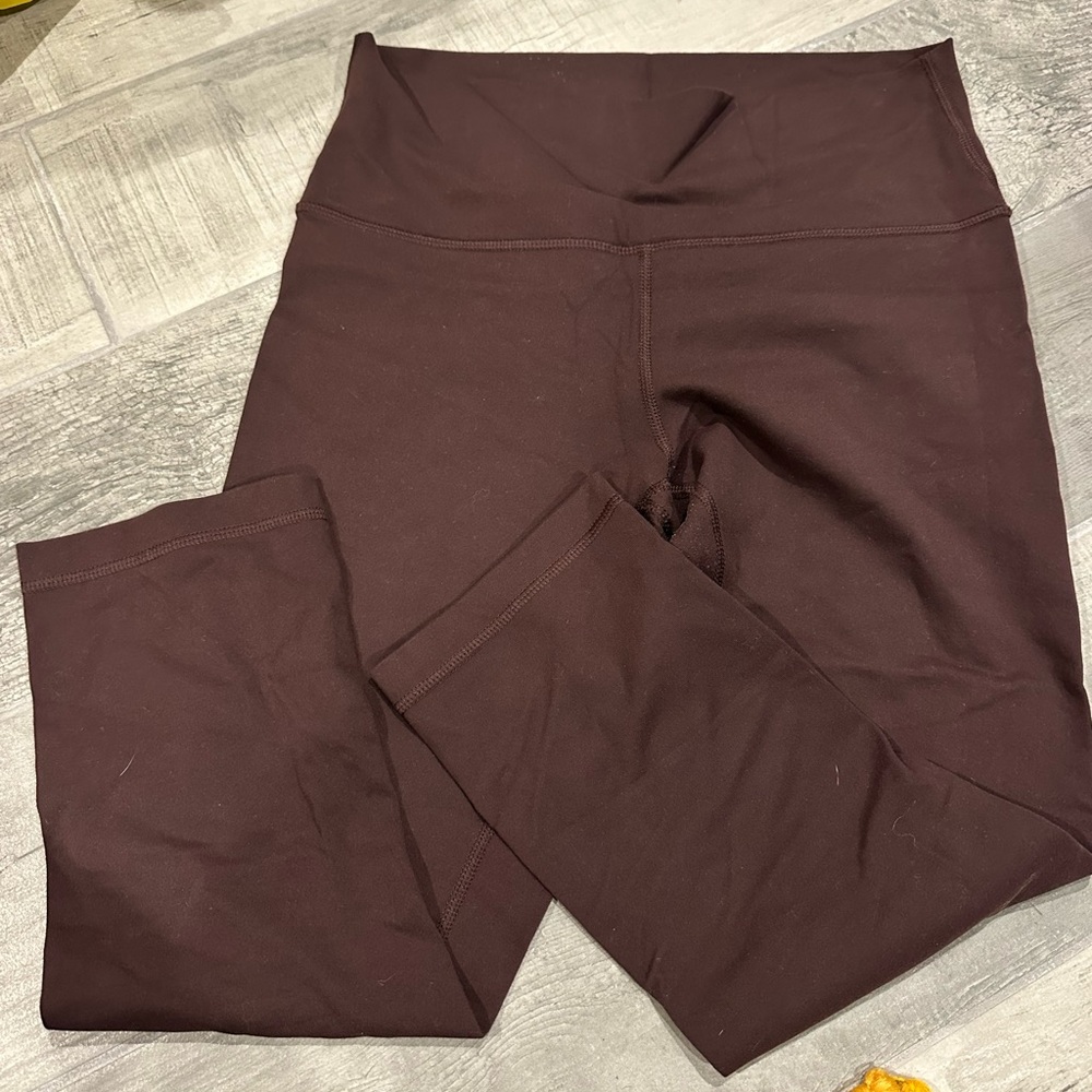 Lululemon wunder under